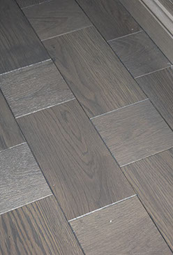 a picture of a floor 7