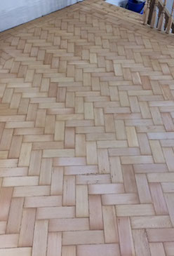 a picture of a floor 7