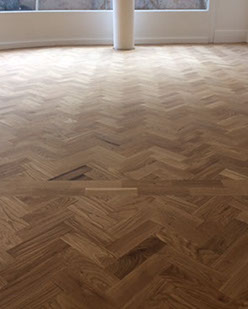 a picture of a floor 7